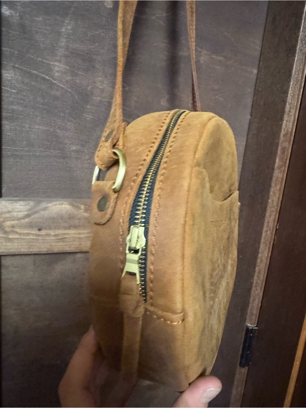 Portland Leather Goods Circle Crossbody Bag Brown Full Grain Leather - Picture 3 of 8